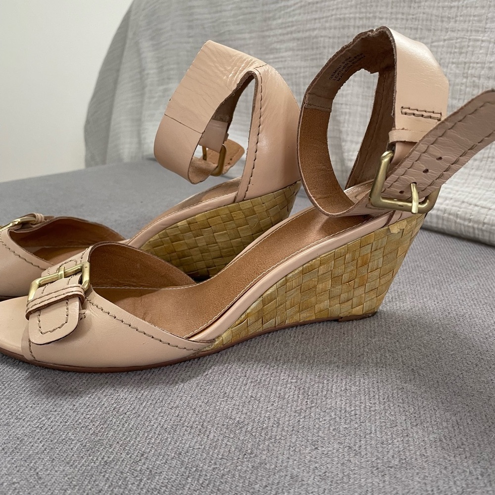 Kelsi Dagger | Wicker Wedge Size 9 1/2 - Picture 8 of 10
